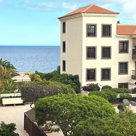 Infinity Sea & Pool Oasis By Deihu Experiences Lejlighed