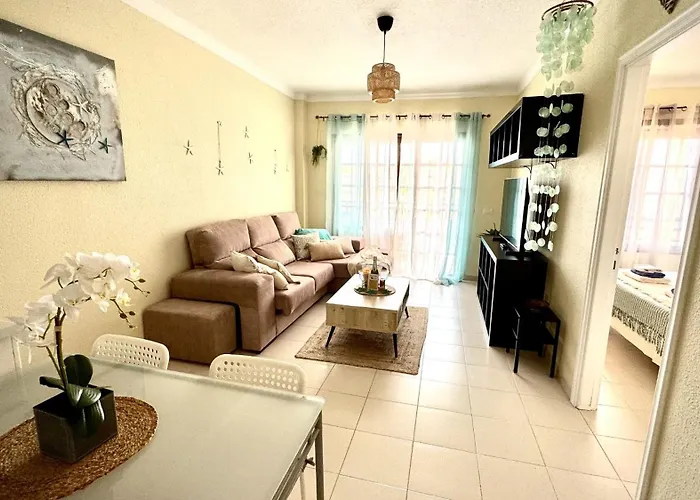 Infinity Sea & Pool Oasis By Deihu Experiences *