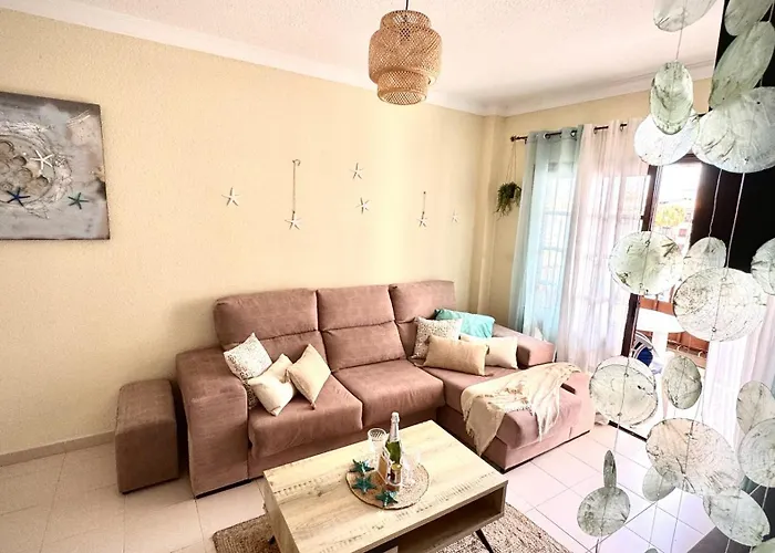 Infinity Sea & Pool Oasis By Deihu Experiences